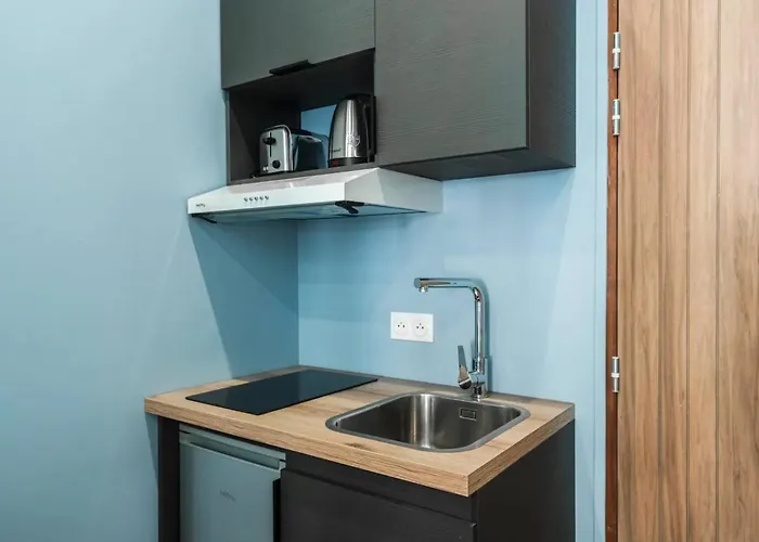 Air-conditioned & Comfortable - Batignolles Side شقة *